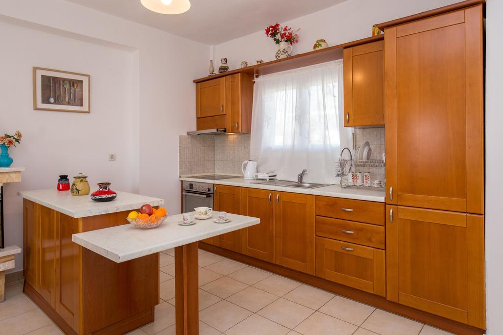 Grande Apartments Лименария Экстерьер фото