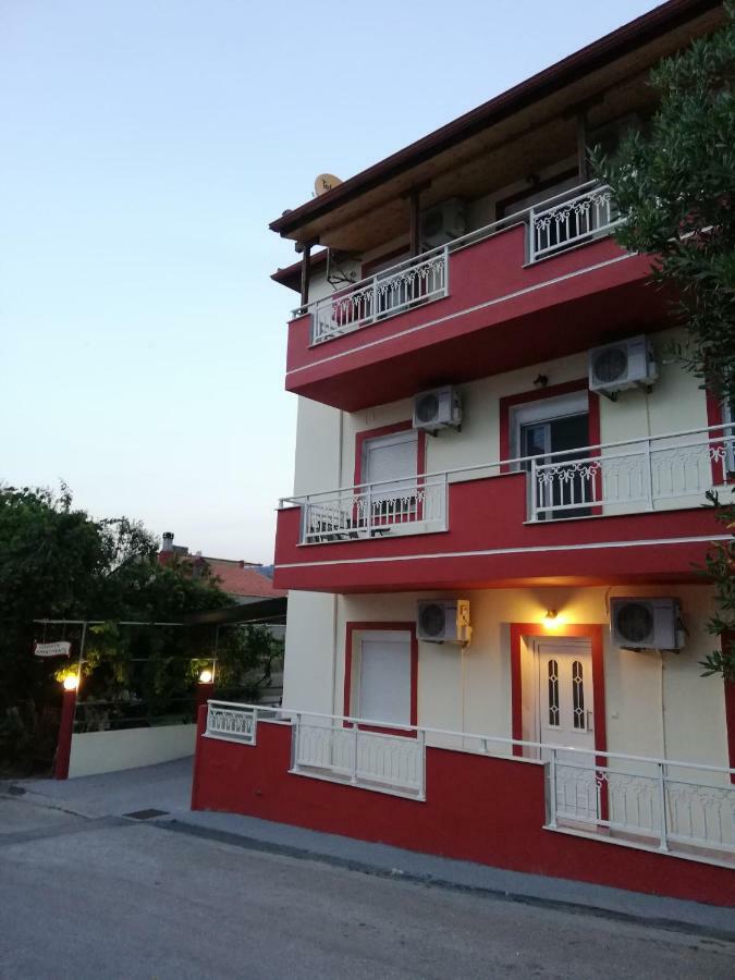Grande Apartments Лименария Экстерьер фото